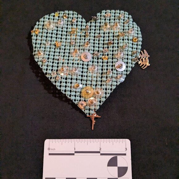 Single stud earring lot - Picture 3 of 3